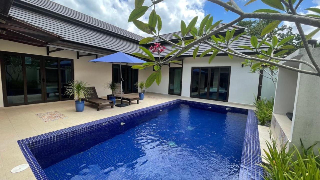 Charis Pool Villa 2 - 3 Bedroom With Private Pool Bentong Kültér fotó
