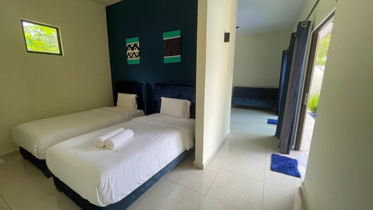 Charis Pool Villa 2 - 3 Bedroom With Private Pool Bentong Kültér fotó